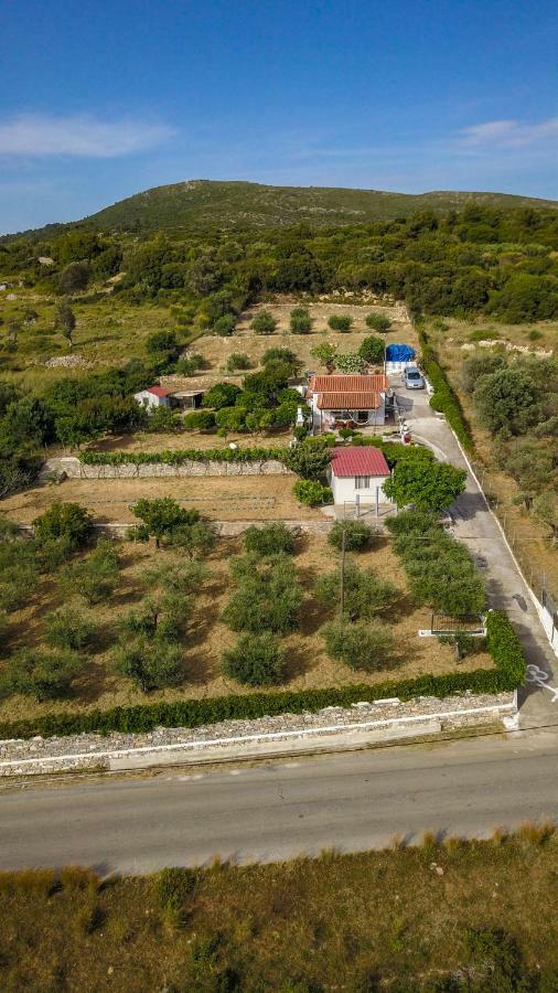 Country House In Speri Palaiokastro Palaiokastron  Bagian luar foto
